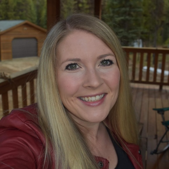 Meet your Posher, Elisabeth - Picture 1 of 1